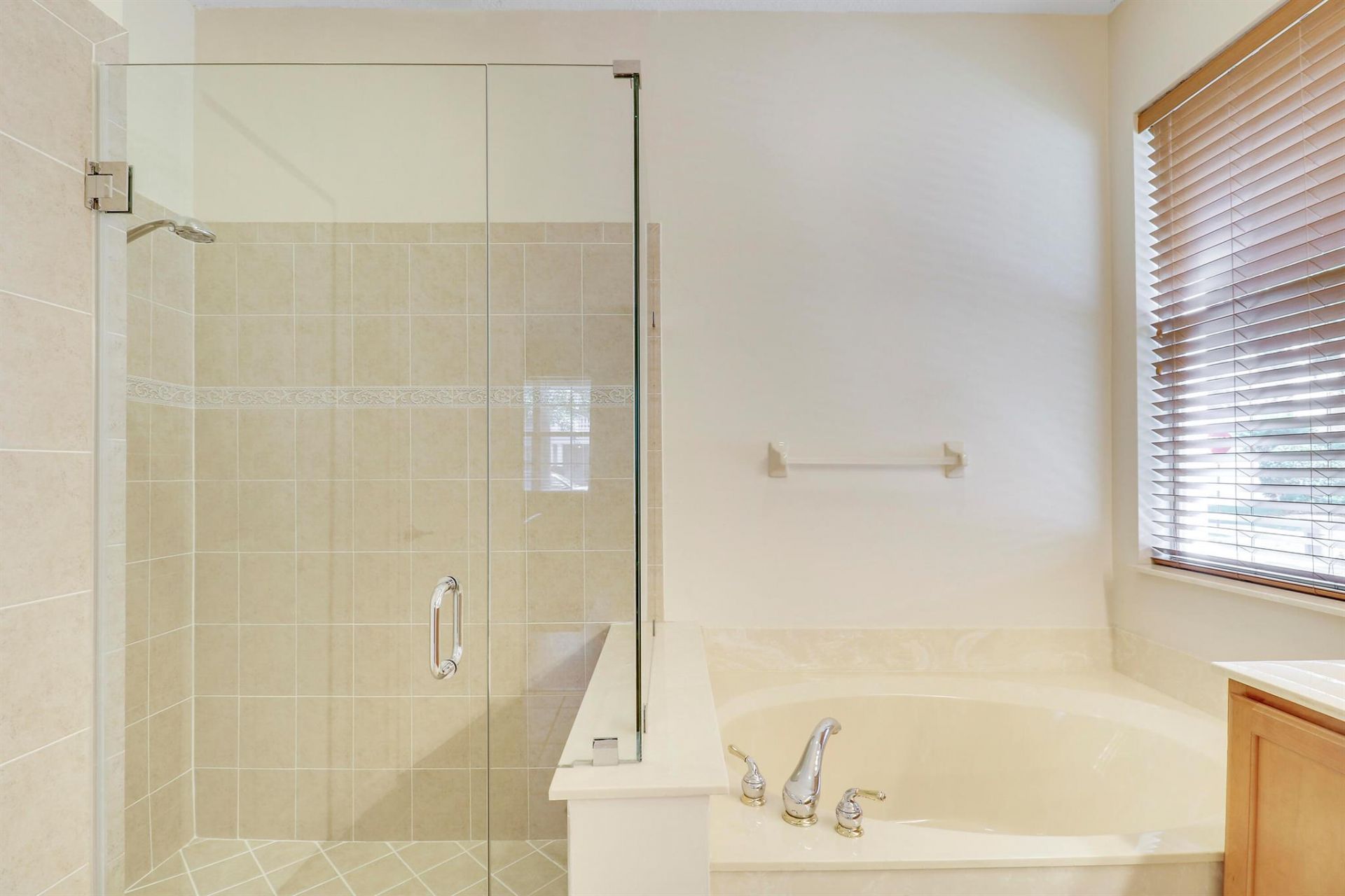 8217 Calterra Drive, Palm Beach Gardens, FL 33418 Photo