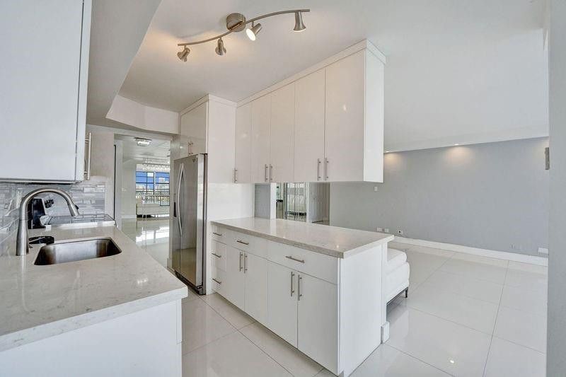 301 174th Street, Unit 1401, Sunny Isles Beach, FL 33160 Photo