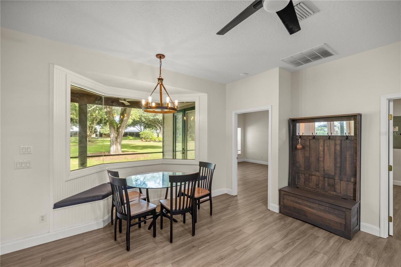 4750 SE 216th Avenue, Morriston, FL 32668 Photo