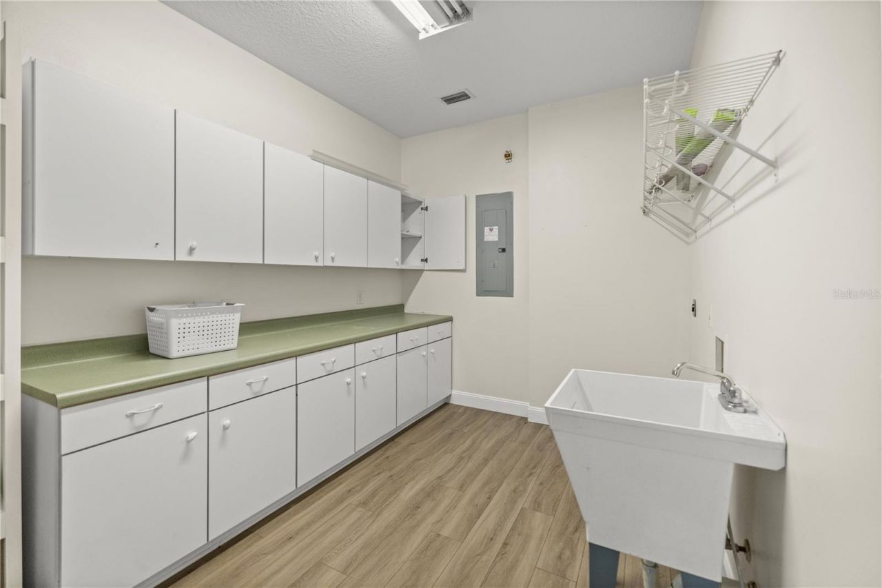 4750 SE 216th Avenue, Morriston, FL 32668 Photo