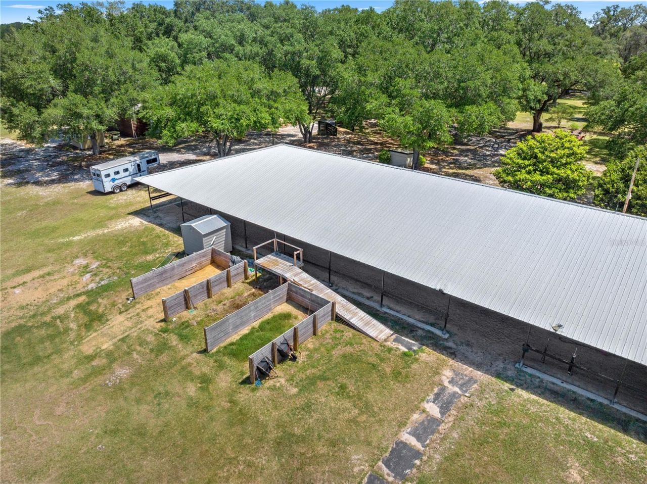 4750 SE 216th Avenue, Morriston, FL 32668 Photo