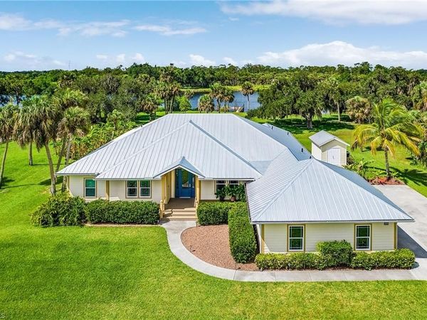 21090 Captain Nelson CT, ALVA, FL 33920