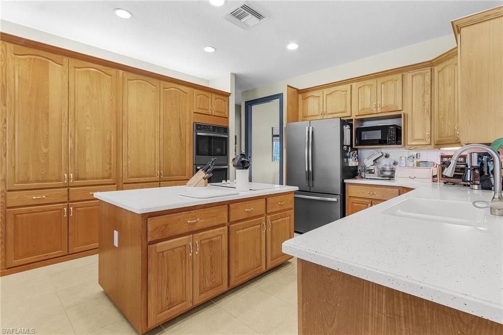 21090 Captain Nelson Ct, Alva, FL 33920 Photo