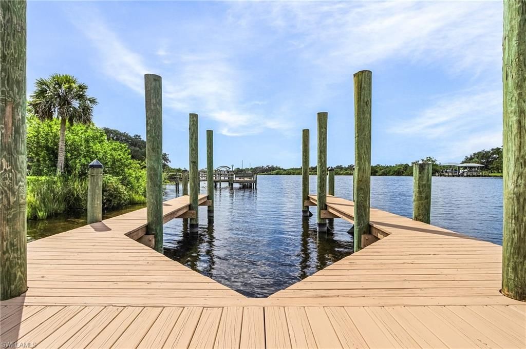 21090 Captain Nelson Ct, Alva, FL 33920 Photo