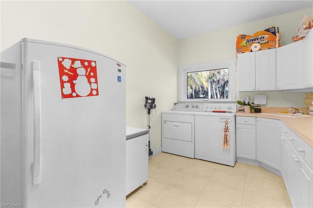 21090 Captain Nelson Ct, Alva, FL 33920 Photo