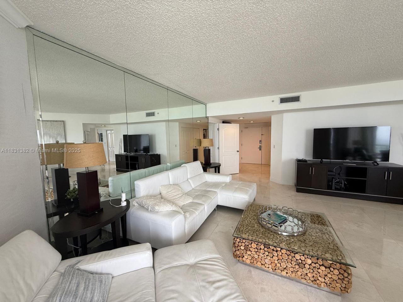 17375 Collins Ave, Unit 702, Sunny Isles Beach, FL 33160 Photo