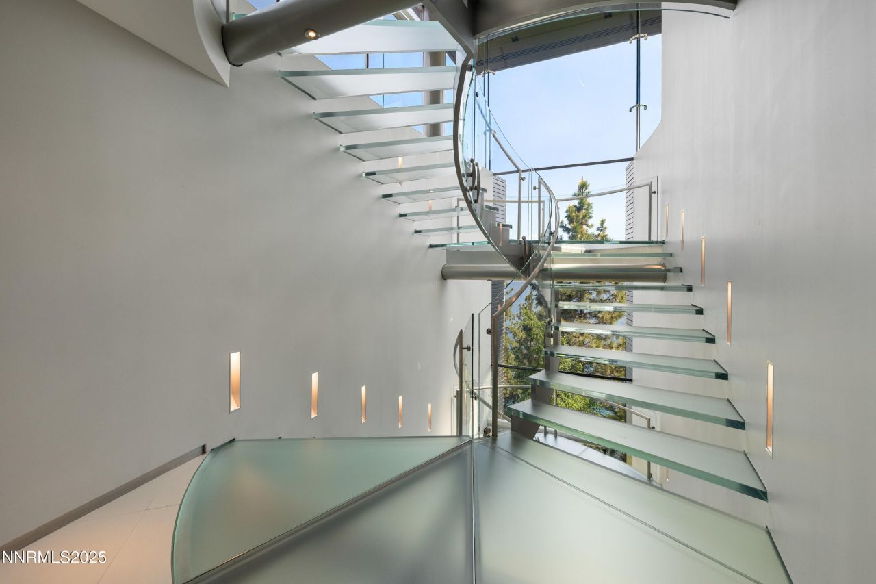 580 Gonowabie Road, Crystal Bay, NV 89402 Photo