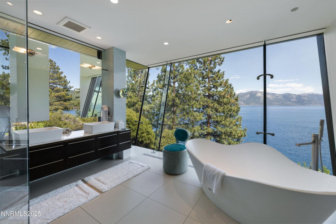 580 Gonowabie Road, Crystal Bay, NV 89402 Photo