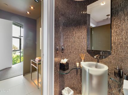 580 Gonowabie Road, Crystal Bay, NV 89402 Photo