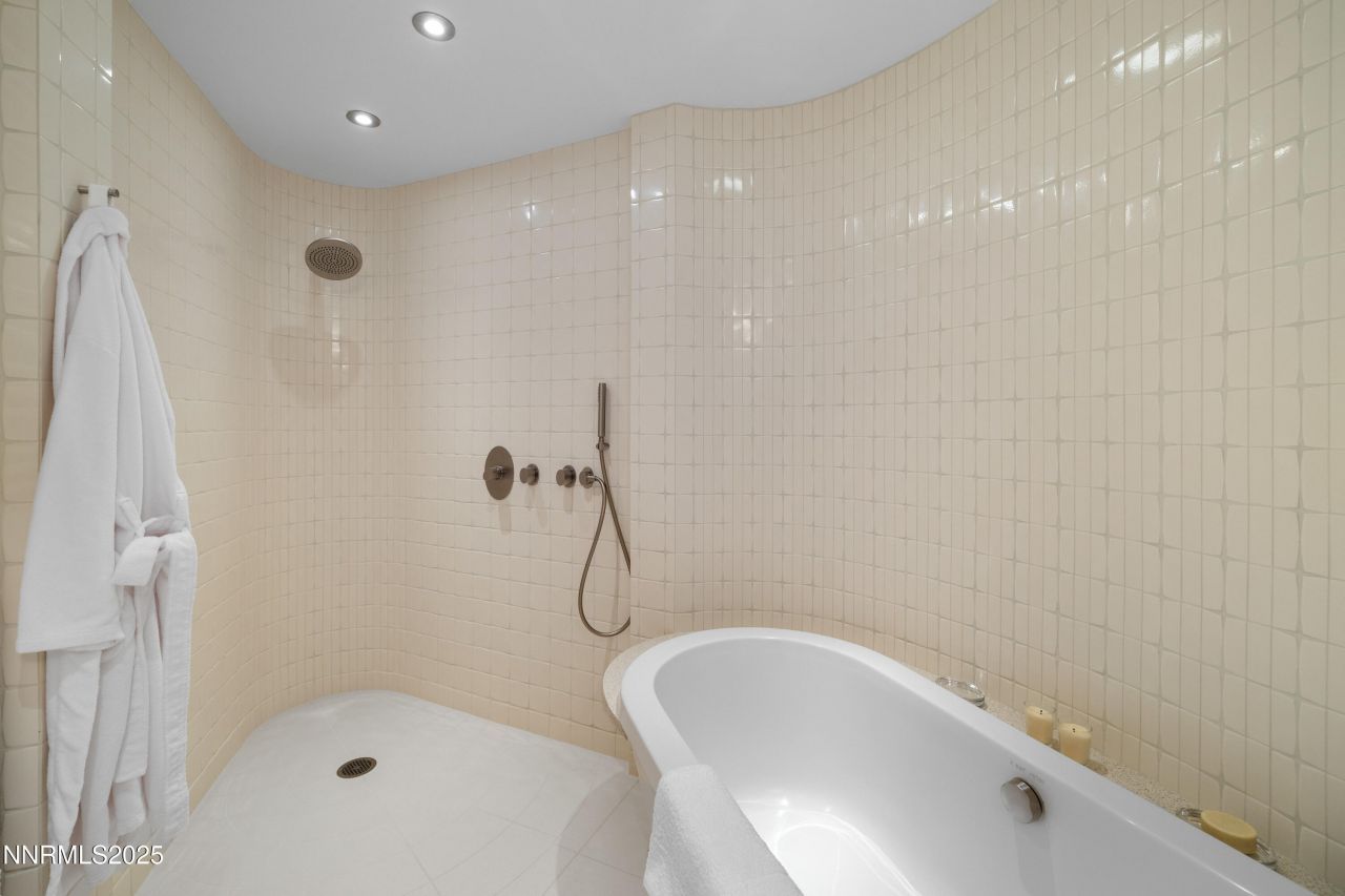 580 Gonowabie Road, Crystal Bay, NV 89402 Photo