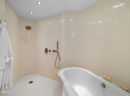 580 Gonowabie Road, Crystal Bay, NV 89402 Photo