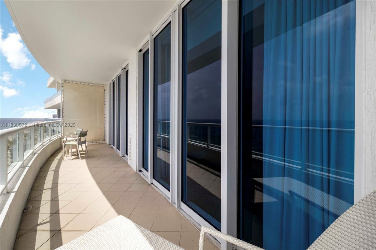 1 N Fort Lauderdale Beach Blvd, Unit 1606, Fort Lauderdale, FL 33304 Photo