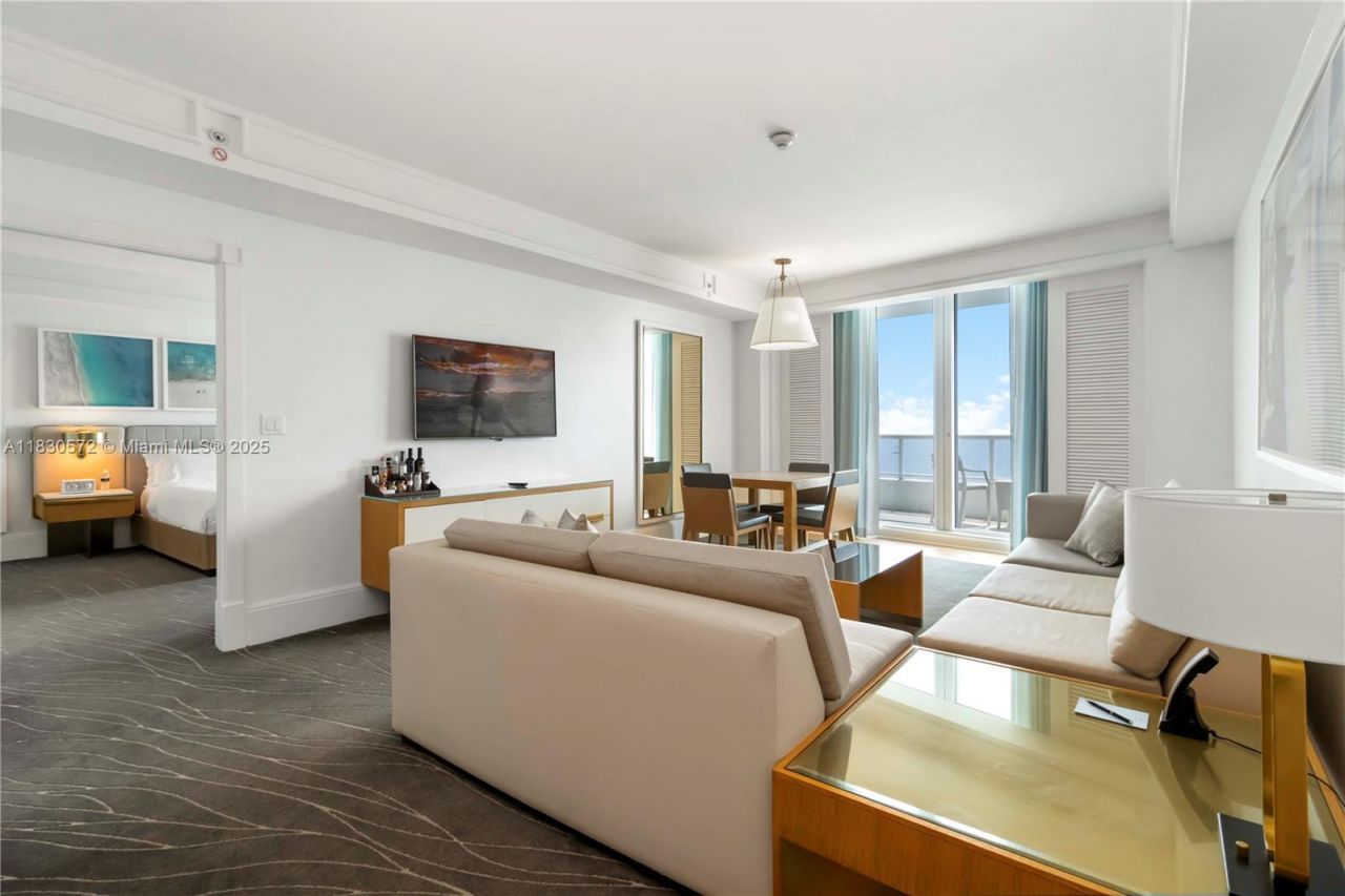 1 N Fort Lauderdale Beach Blvd, Unit 1606, Fort Lauderdale, FL 33304 Photo