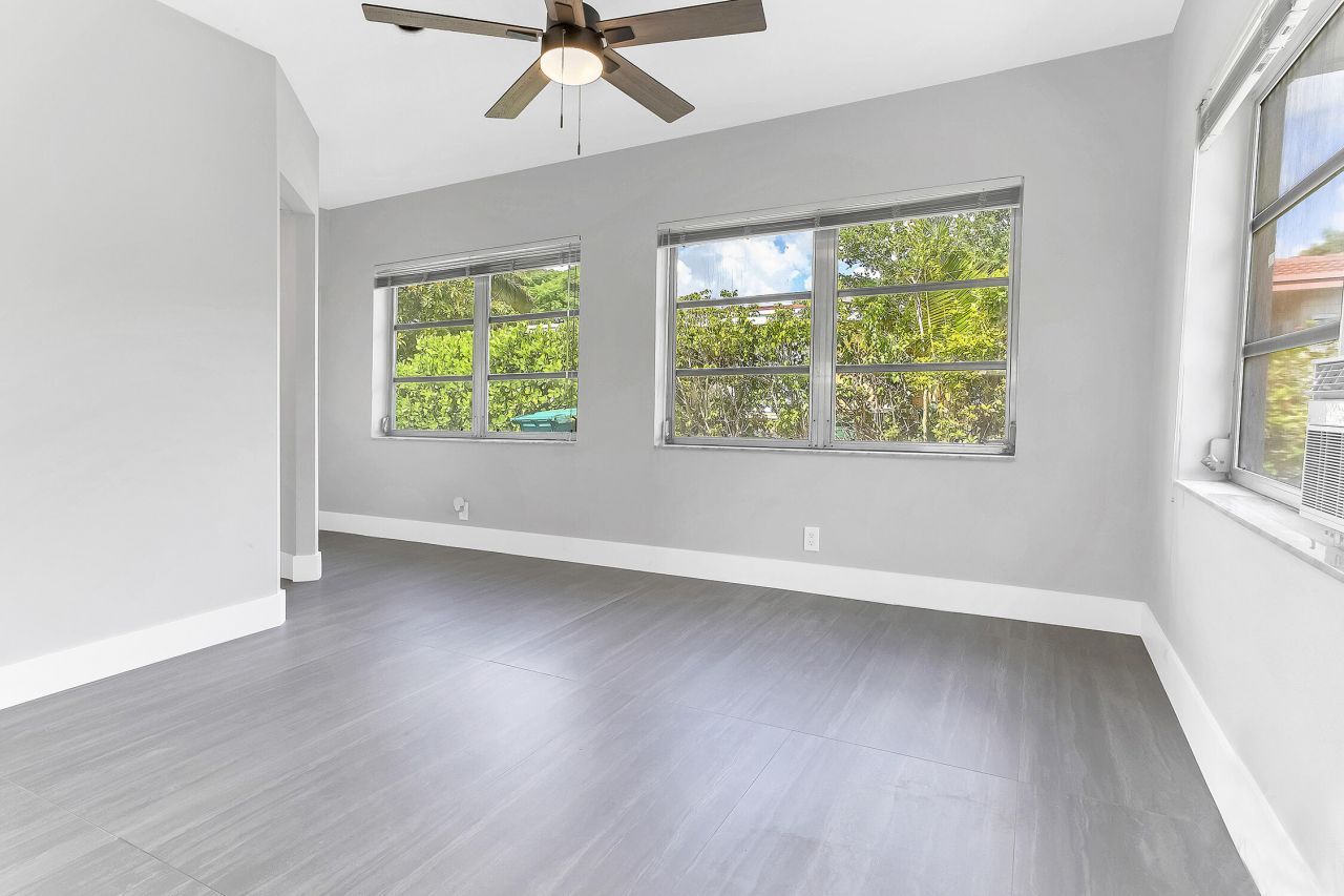 7609 NW 70 Avenue, Tamarac, FL 33321 Photo