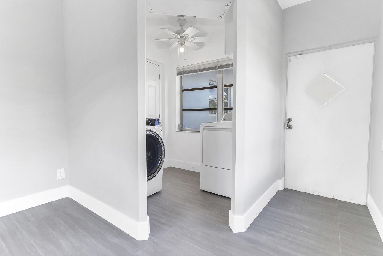 7609 NW 70 Avenue, Tamarac, FL 33321 Photo