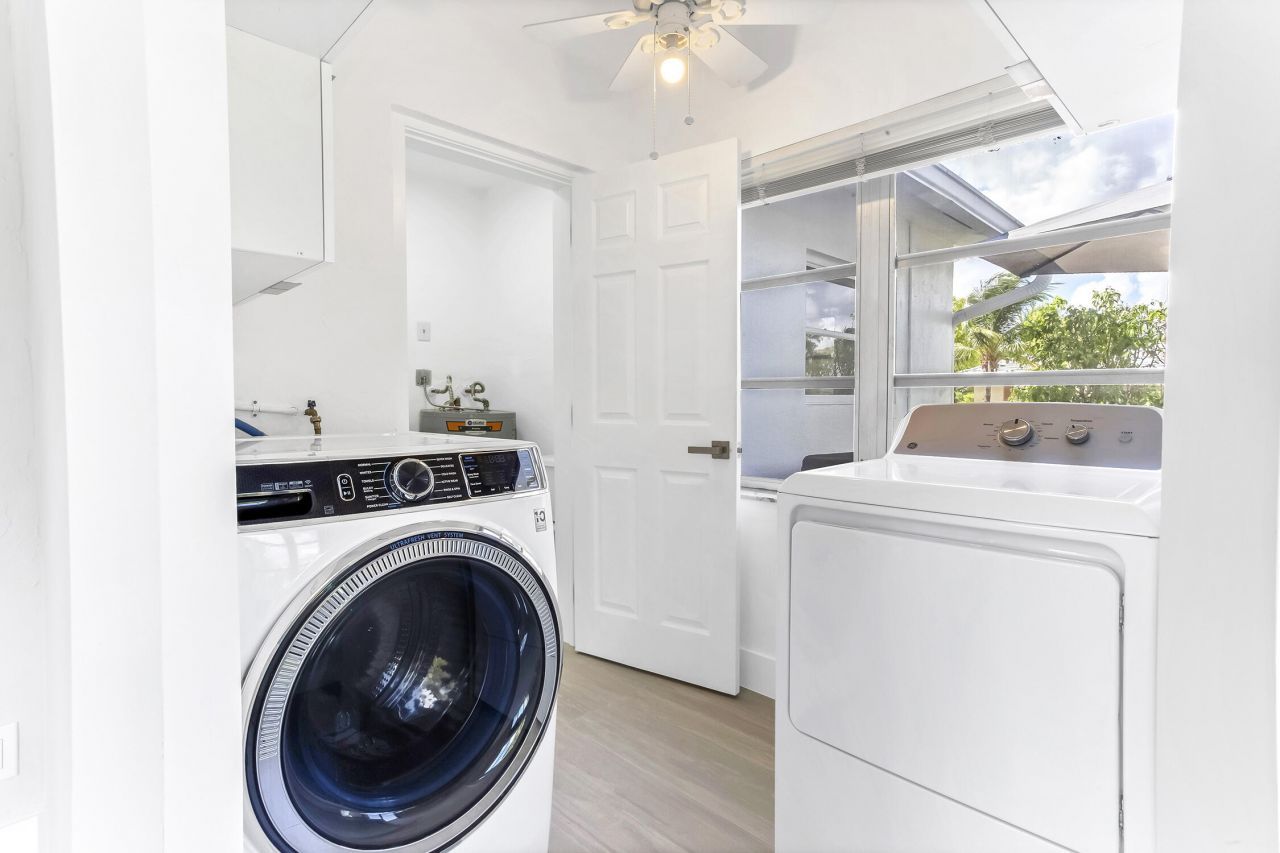 7609 NW 70 Avenue, Tamarac, FL 33321 Photo