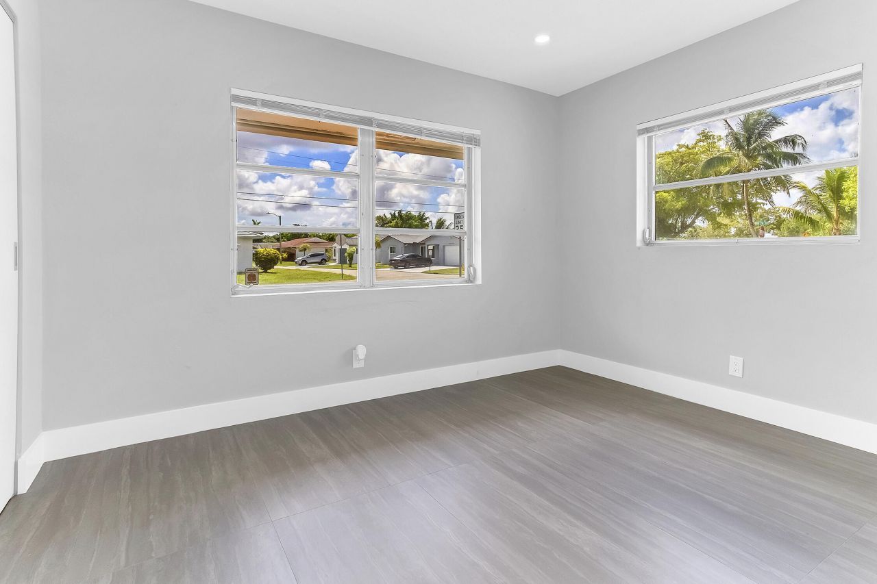 7609 NW 70 Avenue, Tamarac, FL 33321 Photo