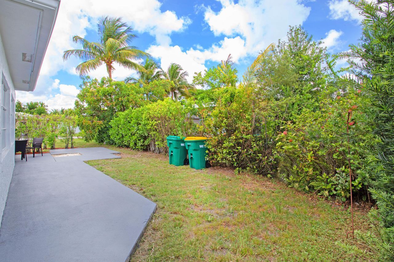 7609 NW 70 Avenue, Tamarac, FL 33321 Photo