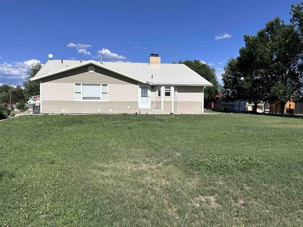 9456 6075 Road, Montrose, CO 81403
