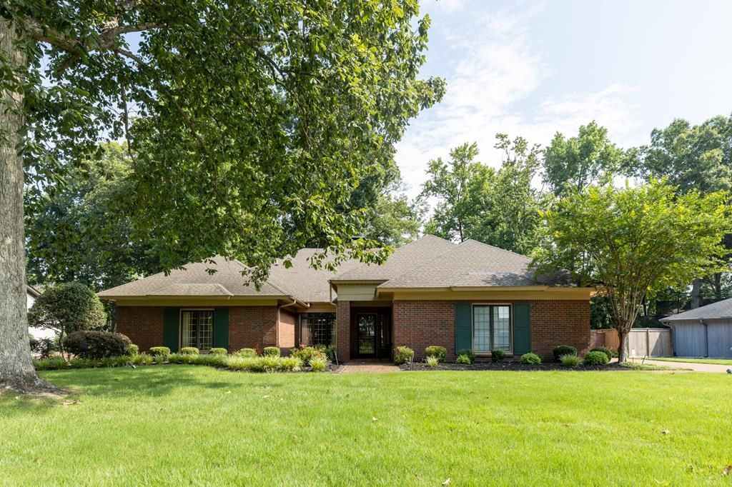 1705 Eagle West Memphis, AR 72301