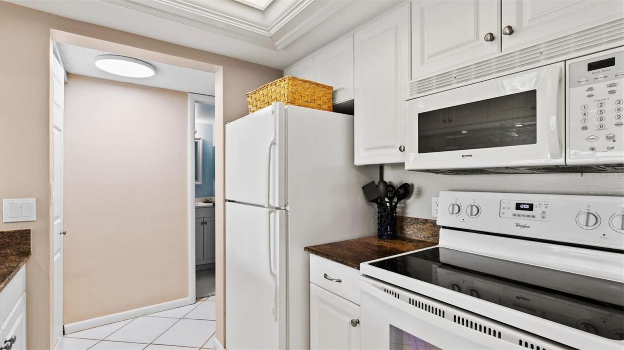 1700 Cove II Place, Unit 310, Sarasota, FL 34242 Photo