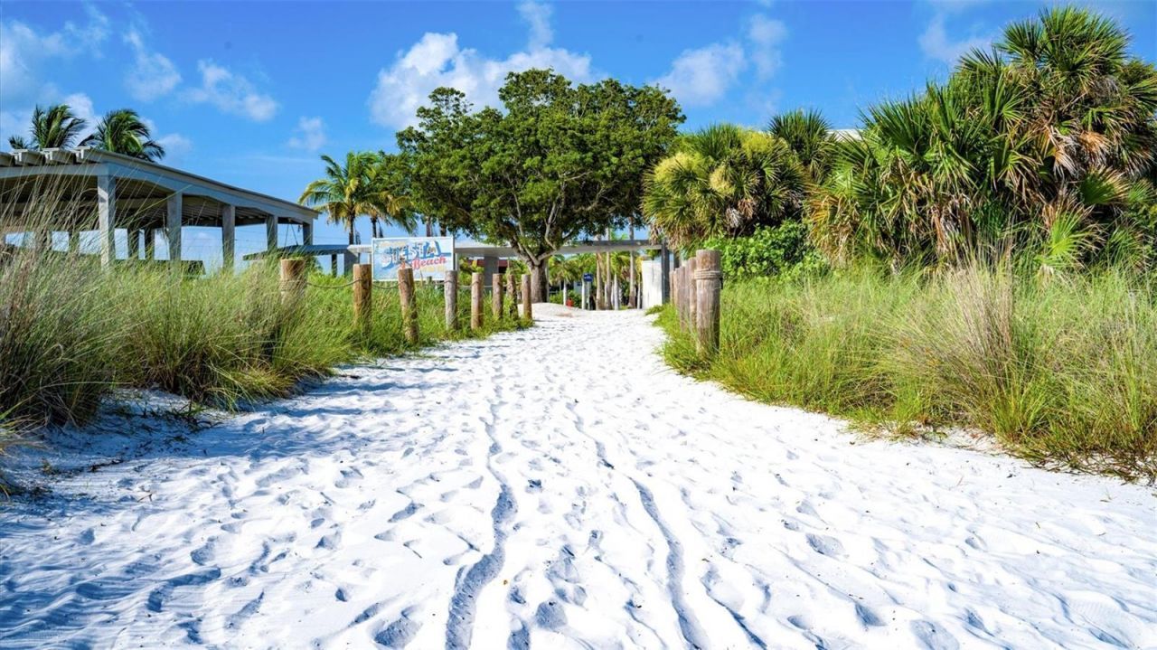 1700 Cove II Place, Unit 310, Sarasota, FL 34242 Photo