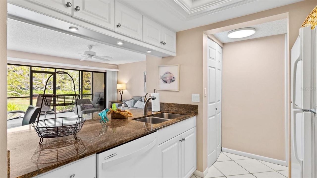 1700 Cove II Place, Unit 310, Sarasota, FL 34242 Photo