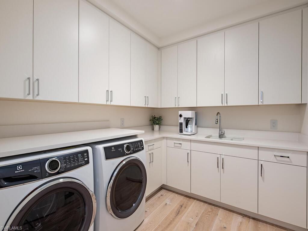 1130 3rd Ave S, Unit 109, Naples, FL 34102 Photo