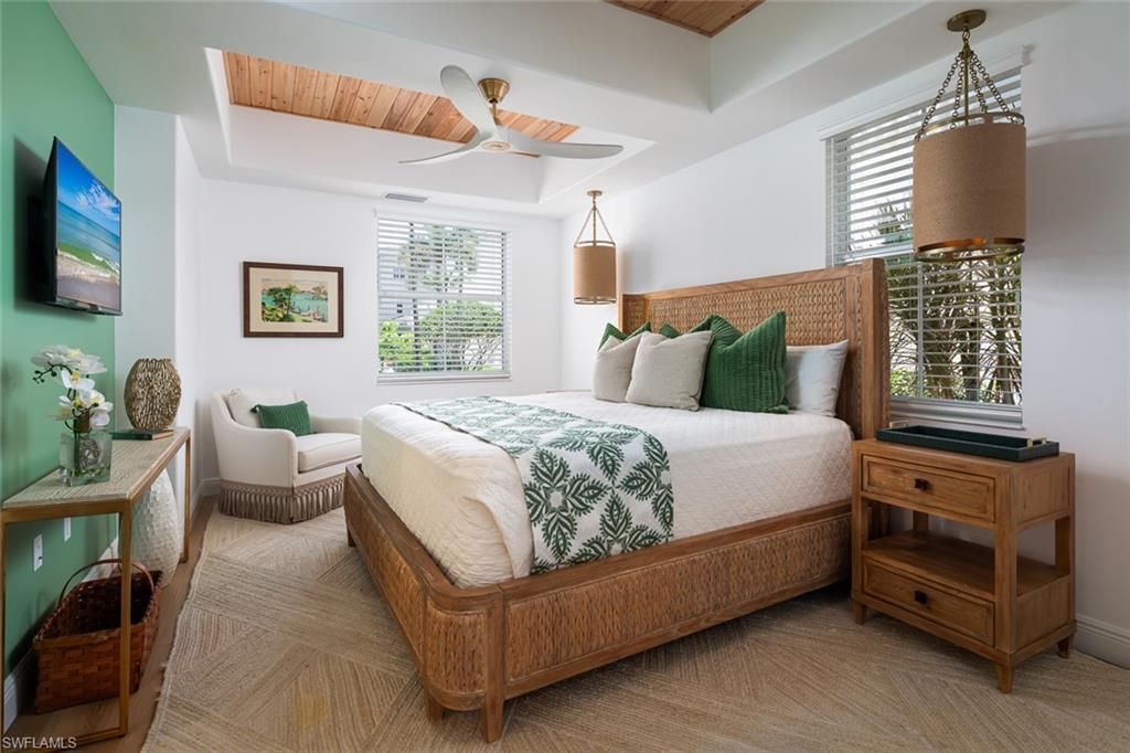 575 Avellino Isles Cir, Unit 102, Naples, FL 34119 Photo