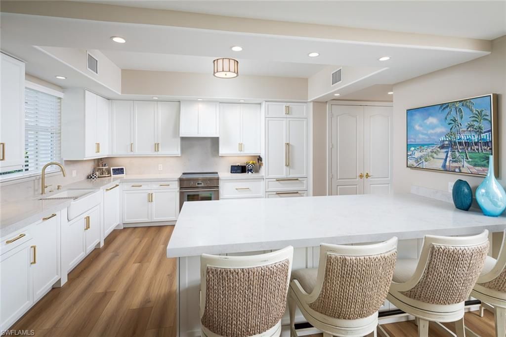 575 Avellino Isles Cir, Unit 102, Naples, FL 34119 Photo