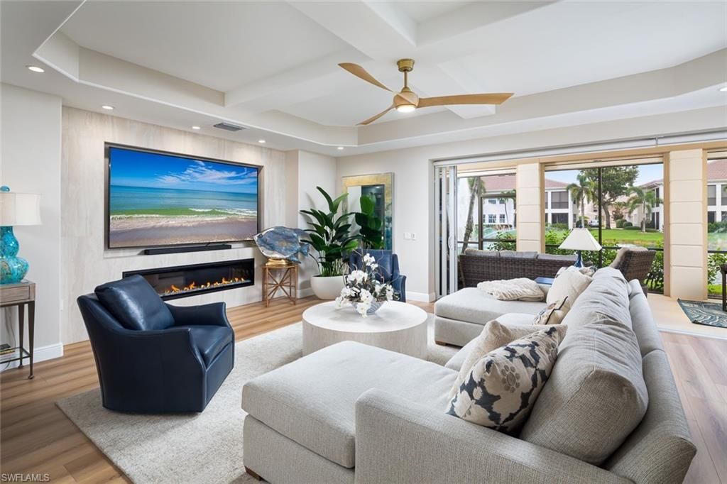 575 Avellino Isles Cir, Unit 102, Naples, FL 34119 Photo
