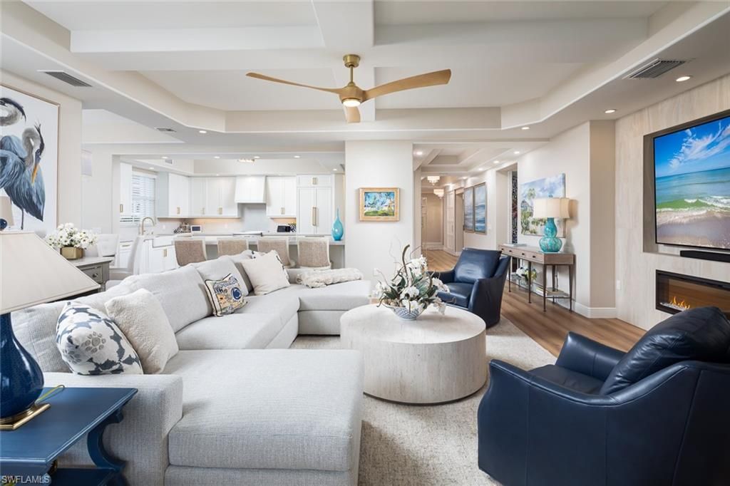 575 Avellino Isles Cir, Unit 102, Naples, FL 34119 Photo