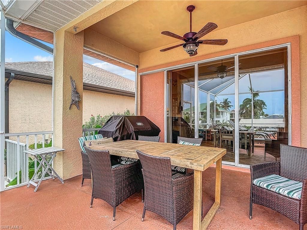 2389 Cherimoya Ln, Saint James City, FL 33956 Photo