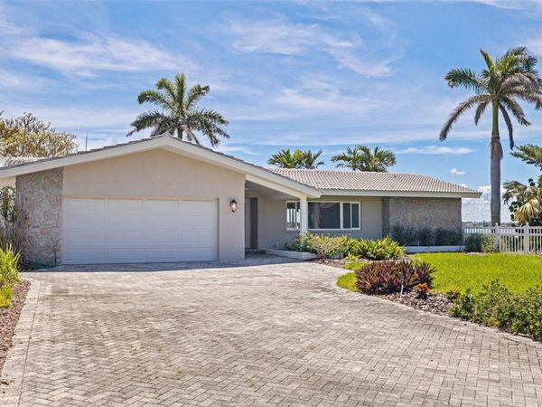 11055 7TH STREET E, TREASURE ISLAND, FL 33706