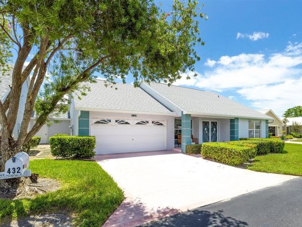 432 NW Sherry Lane, Port St. Lucie, FL 34986