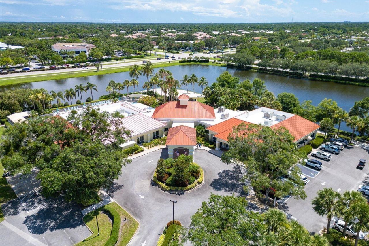 432 NW Sherry Lane, Port Saint Lucie, FL 34986 Photo