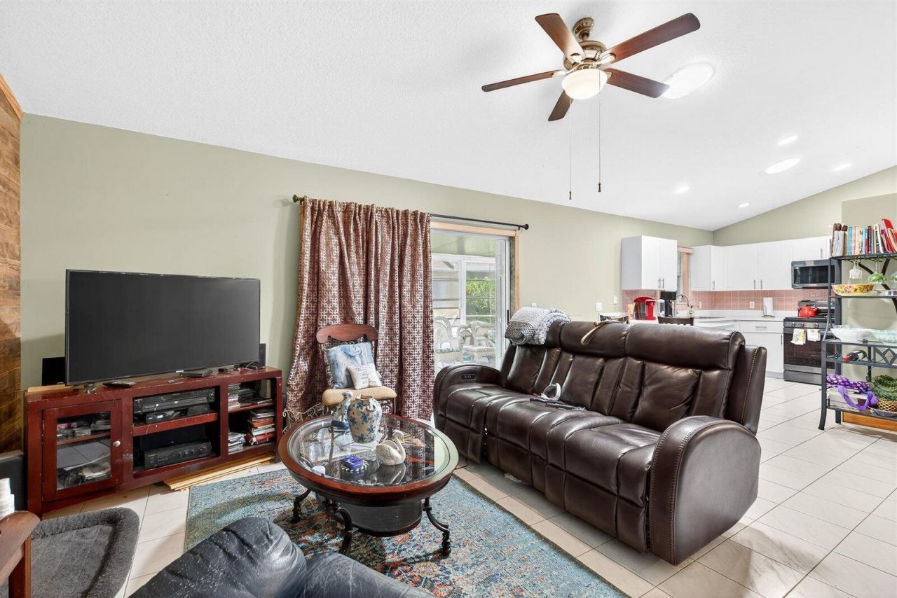 432 NW Sherry Lane, Port Saint Lucie, FL 34986 Photo