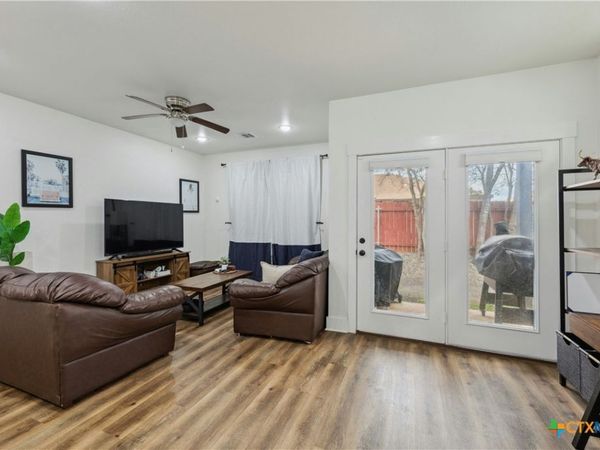 1952 Royal Loop, Belton, TX 76513