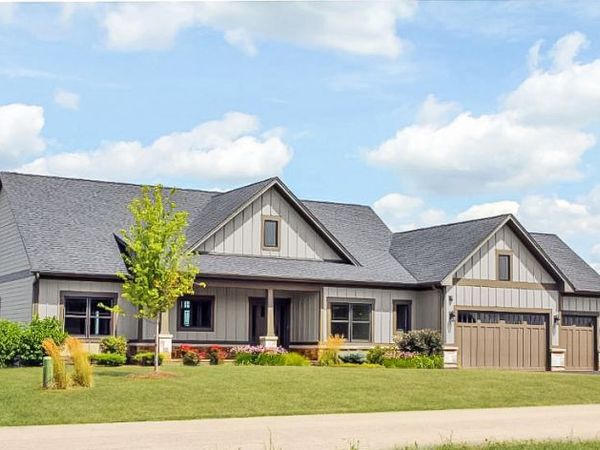 10701 Clearwater Way, Huntley, IL 60142