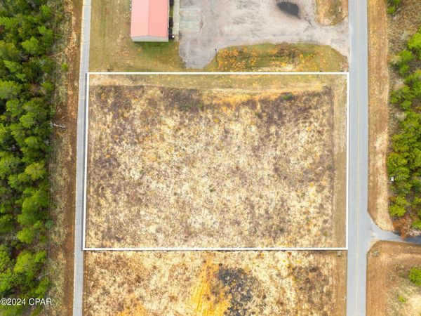 1 Challenger Boulevard, Chipley, FL 32428