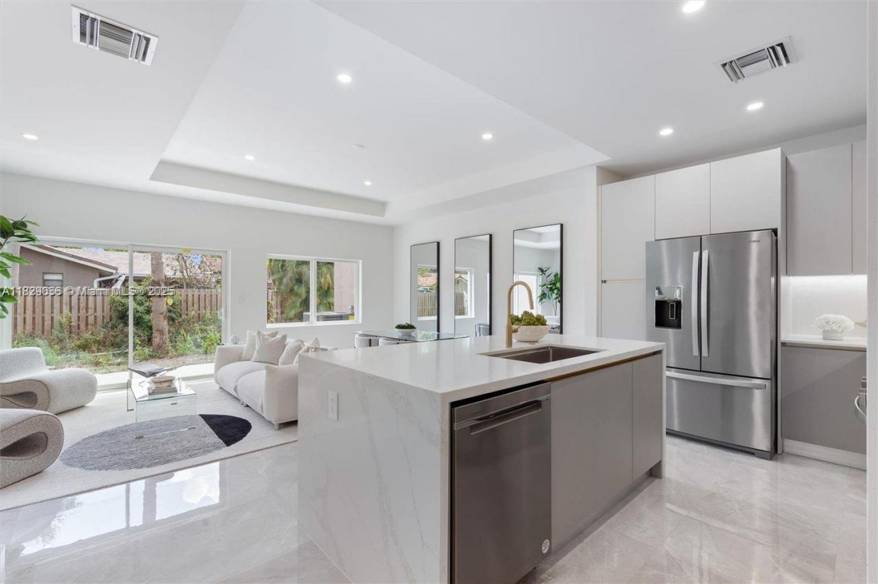 1571 NW 94th Way, Unit 11, Coral Springs, FL 33071 Photo