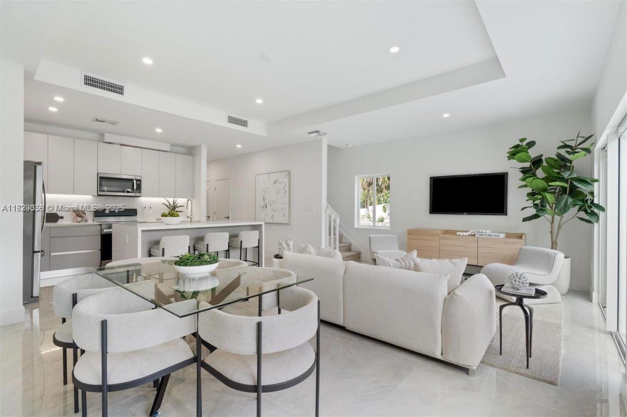 1571 NW 94th Way, Unit 11, Coral Springs, FL 33071 Photo