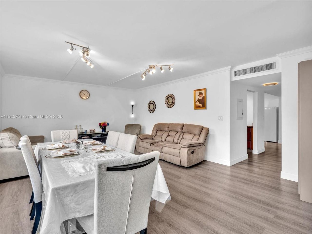 20381 NE 30th Ave, Unit 208-7, Aventura, FL 33180 Photo