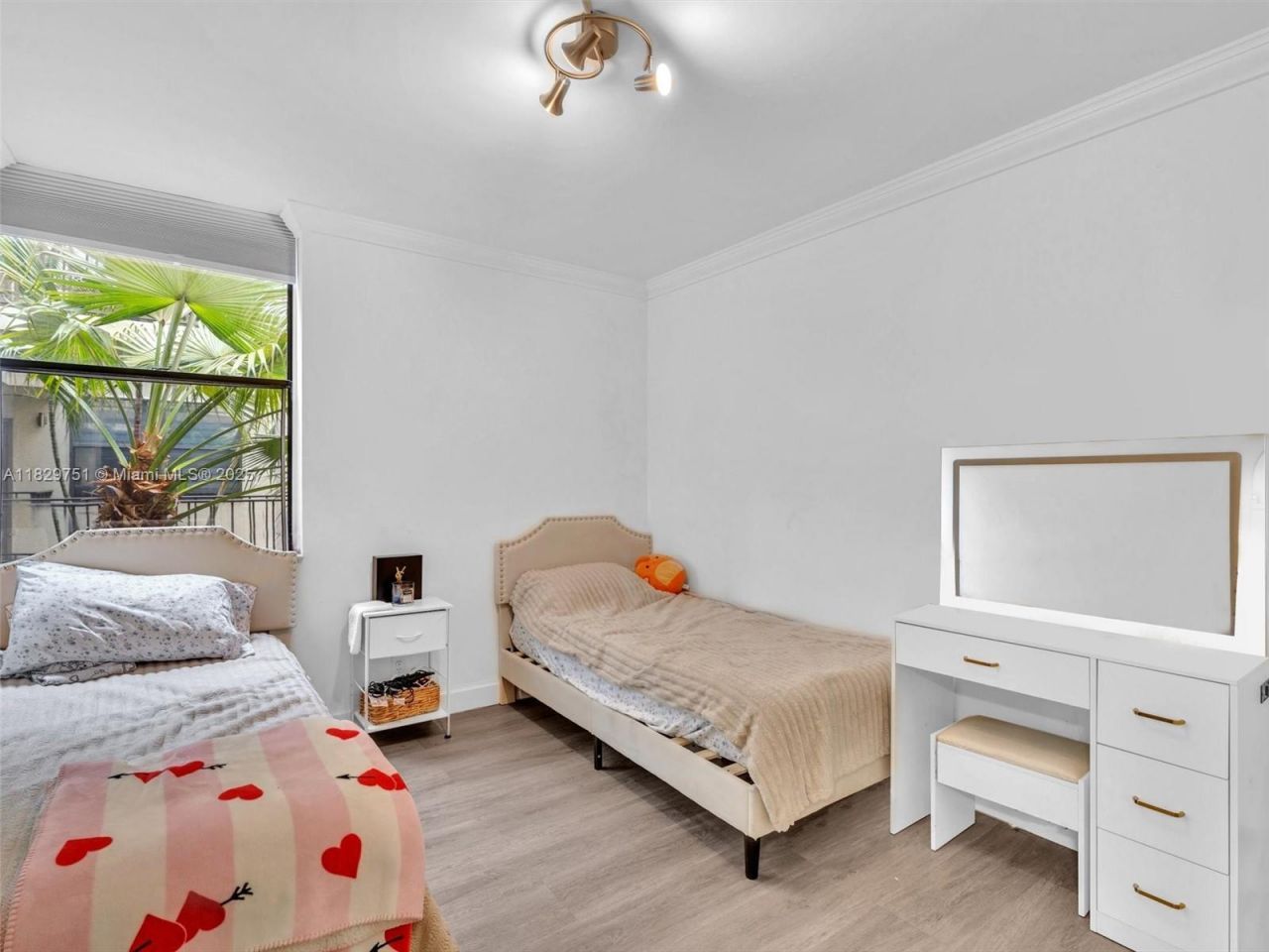 20381 NE 30th Ave, Unit 208-7, Aventura, FL 33180 Photo