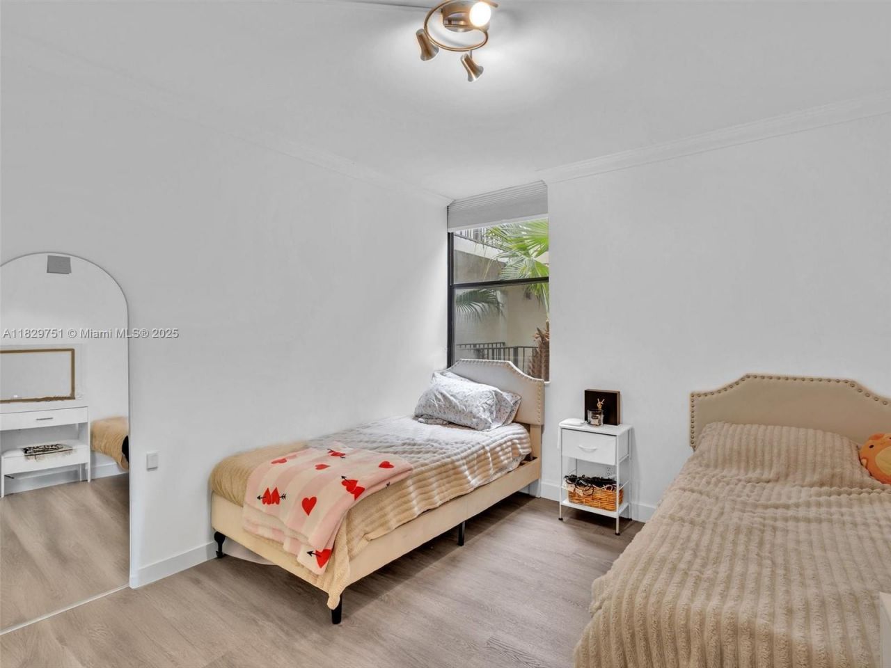 20381 NE 30th Ave, Unit 208-7, Aventura, FL 33180 Photo