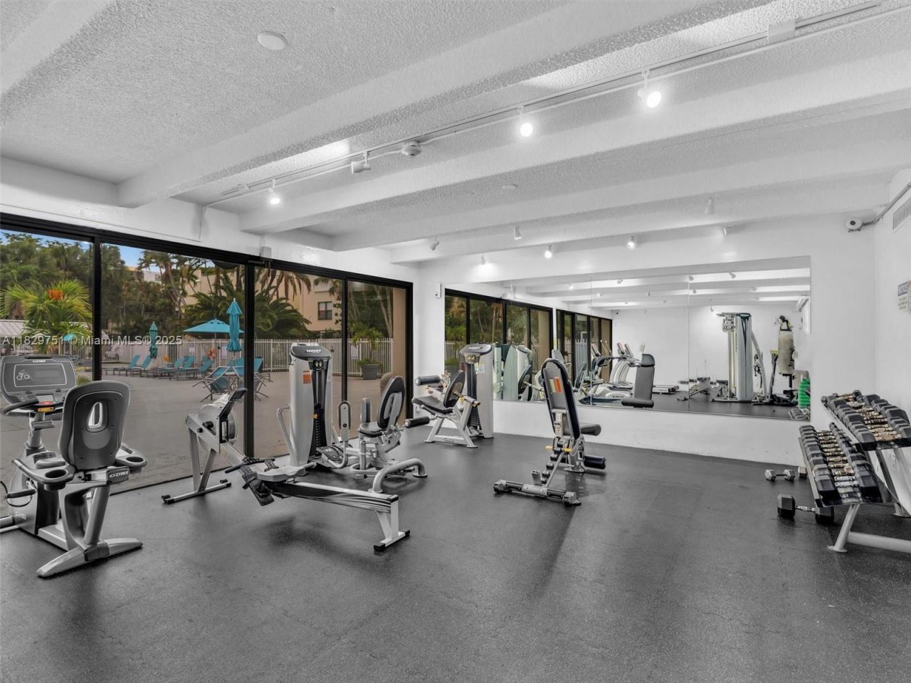 20381 NE 30th Ave, Unit 208-7, Aventura, FL 33180 Photo