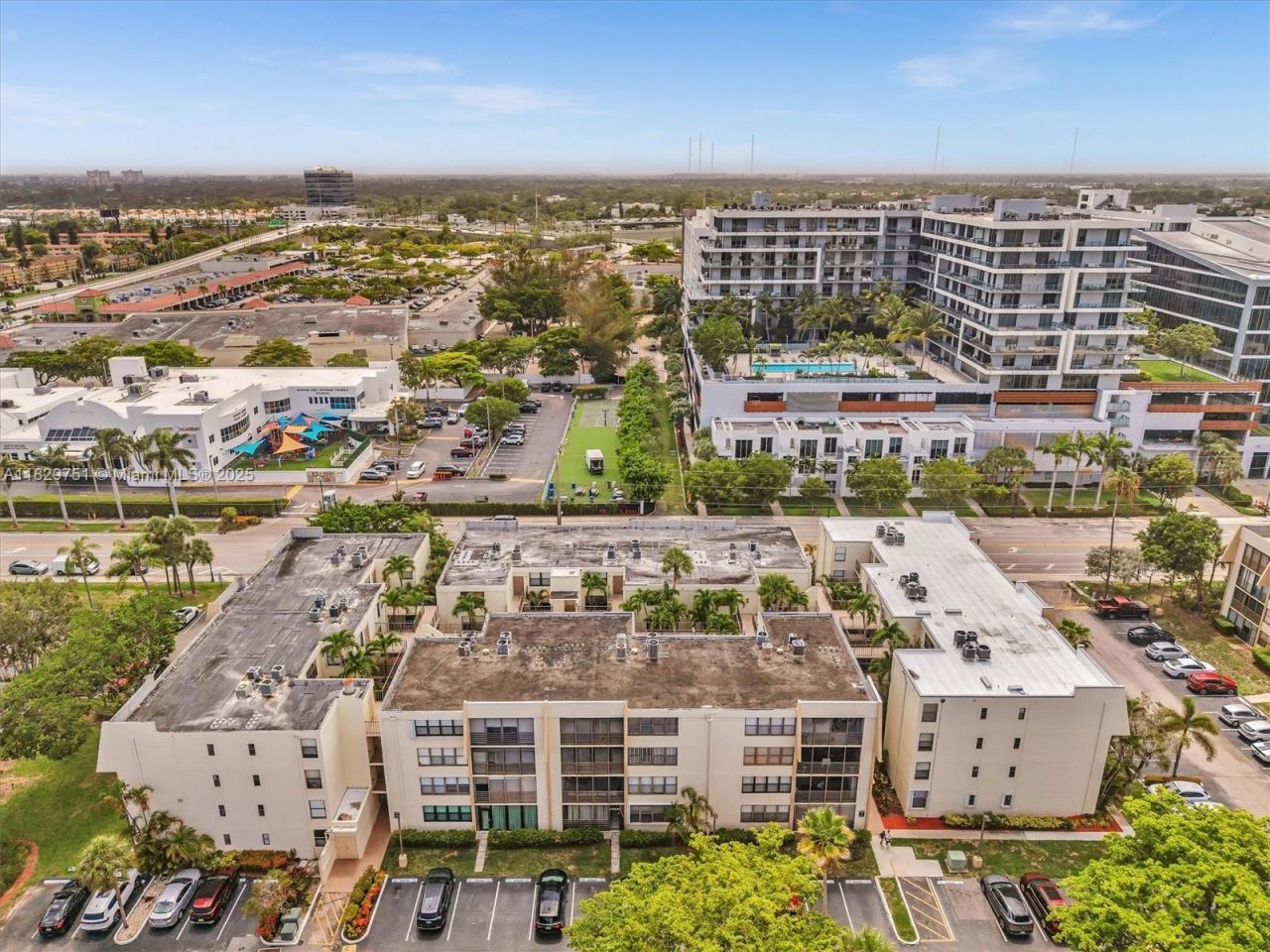 20381 NE 30th Ave, Unit 208-7, Aventura, FL 33180 Photo