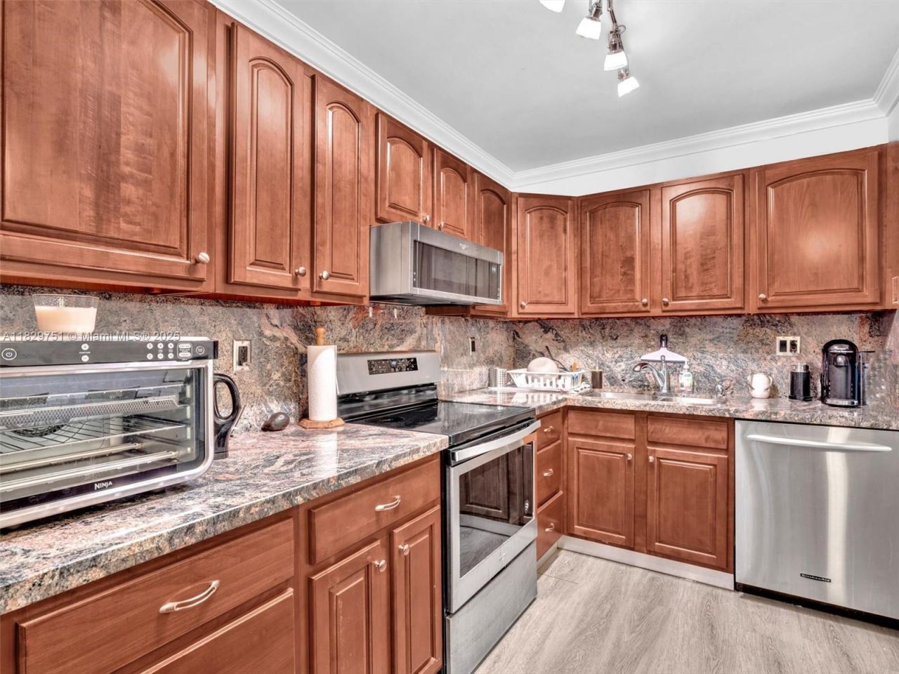 20381 NE 30th Ave, Unit 208-7, Aventura, FL 33180 Photo