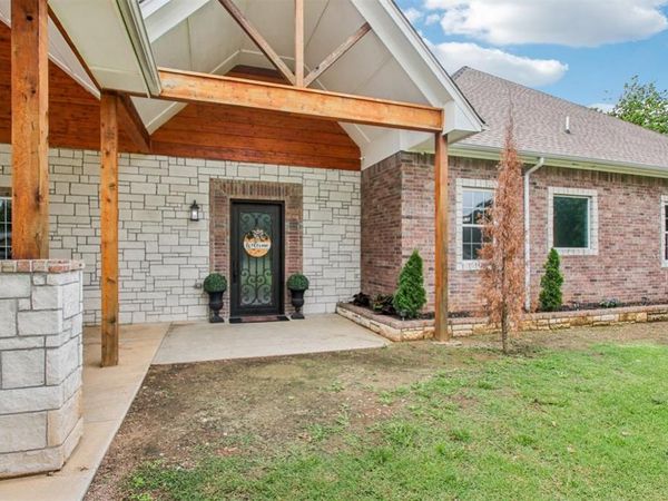 9228 E Cardinal Place, Midwest City, OK 73130