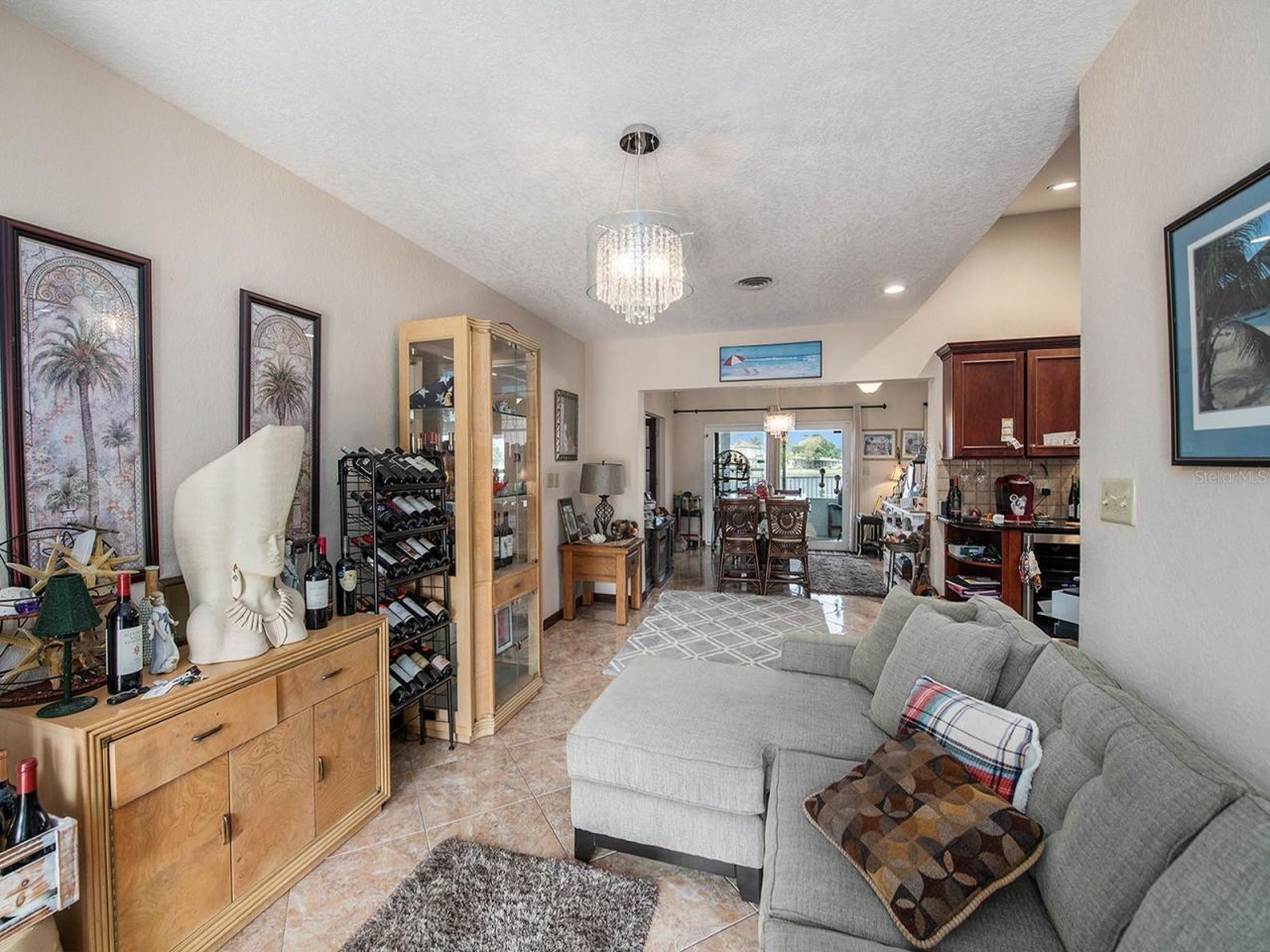 1818 Dolphin Boulevard S, Saint Petersburg, FL 33707 Photo